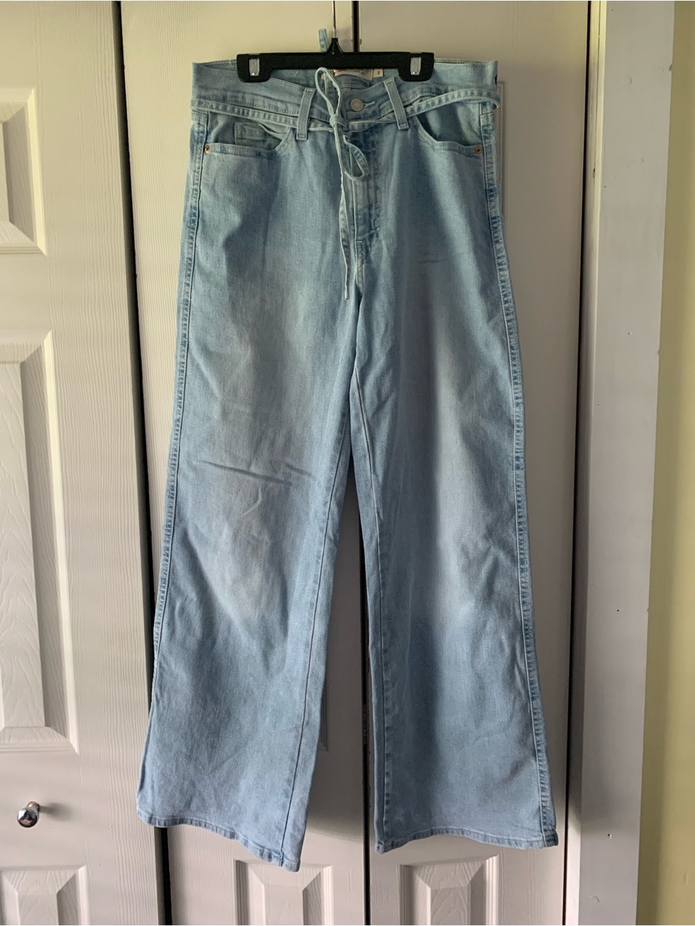 Levi’s “Vintage Wide Leg” Jeans